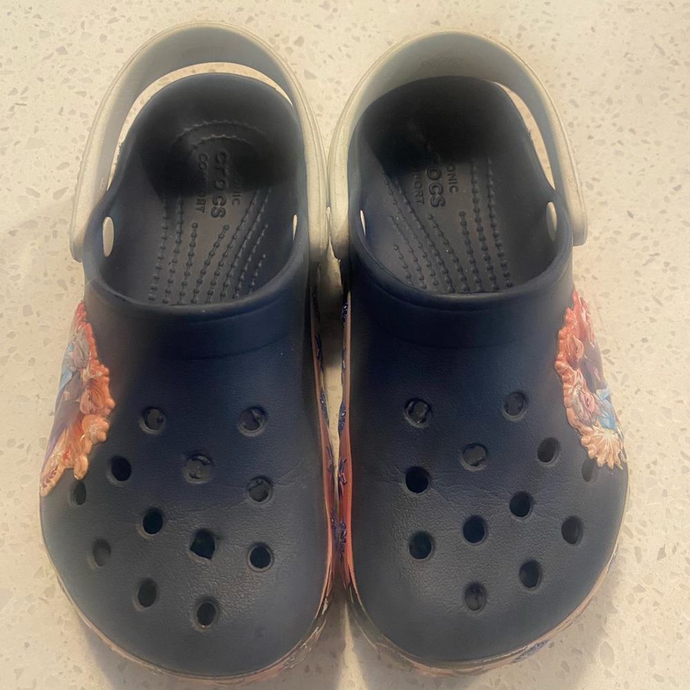CROCS Frozen Light up Navy blue clogs Anna Elsa Olaf kids size 10 * read *